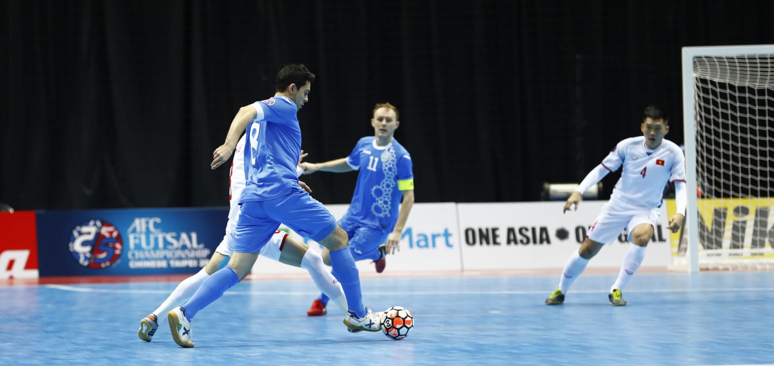 Đội tuyển Futsal VN trở về sau tập huấn tại Tây Ban Nha