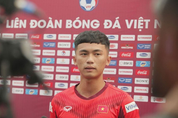 Đội trưởng với tài năng trẻ Nguyễn Trần Việt Cường